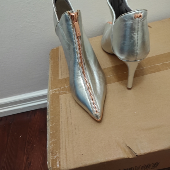 Ted Baker Silver Heeled Boots with Rose Gold Zipper - Picture 10 of 10
